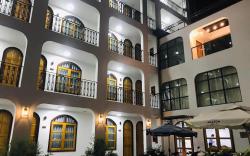 Mai Hotel