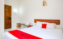 RedDoorz Syariah Near Stasiun Purwokerto