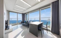 The Gangneung Ocean Stay Episode 4