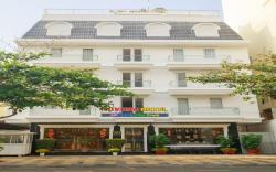 NOVENA HOTEL
