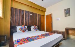 FabHotel Maadhavam Residence