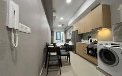 FamilyStudio KLCCView 50mMall Subway RoofTopPoolF4