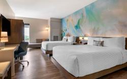 Cambria Hotel Denver Downtown RiNo