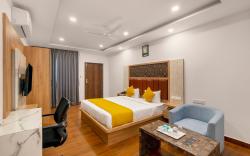 Gateway Premium Inn