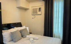 Cozy Unit in Ermita near US Embassy and St. Lukes