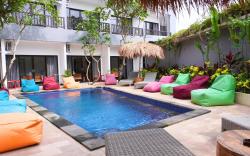 Summer of Surf Hostel Uluwatu