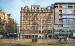 Old Waverley Hotel