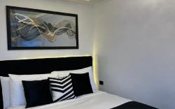 Makati Isabela Lux #1