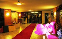 Orzi Hotel
