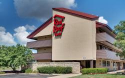Red Roof Inn St Louis - Westport/ Maryland Heights