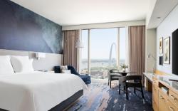 Four Seasons Hotel St Louis