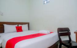 RedDoorz @ Teratai Homestay Medan Amplas