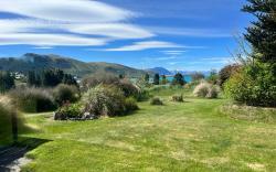Two Bridges Tekapo