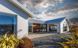 Tekapo Blue House