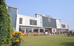HOTEL TRIMURTI