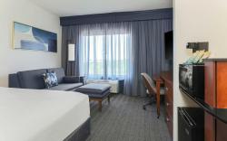 Courtyard by Marriott Austin Airport