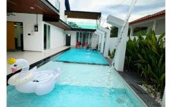 Bossku Villa KTV+BIGPool+BBQ(24pax)7 min to Jonker