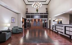 Holiday Inn Express & Suites Cleveland By IHG