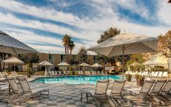 Crowne Plaza Cabana Hotel By IHG