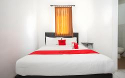 RedDoorz Plus near Galaxy Mall