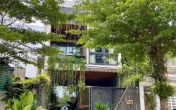 DELUXE VILLA 4 phòng ngủ 5 giường lớn trung tâm tp