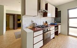 Greystone Apartment 6