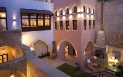 In Camera Art Boutique Hotel