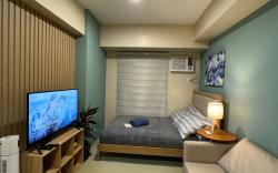 Cozy-Sunset View Studio Unit