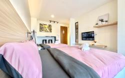 MWHolidayA2023{HarmonyFamily}BathTub+FreeParking