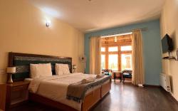 Hotel New Glacier View
