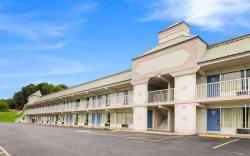 Motel 6 Pulaski, TN