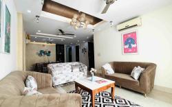 BluO 3BHK - Defence Colony - Balcony, Lift