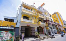 Comfy 2BHK Near Rock Beach