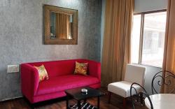 1 Bedroom Apt near Airport