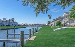 Pelican Bay-Galveston's Hideaway