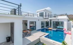 Modern Enjoy Pool Villa Hua-hin