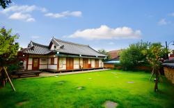Jiudang Hanok Private Pension Jeonju Hanok Village