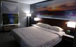 Luxor Inn & Suites, a Travelodge by Wyndham