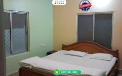 Goroomgo Somnath Rest House Puri - Near Sea Beach