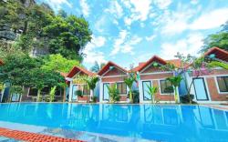 TRANG AN NATURAL MOUNTAINSIDE HOMESTAY
