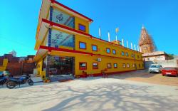 Shree Venktesh Nilayam 300 m From ram janam Bhumi