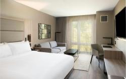 AC Hotel Boston Cleveland Circle