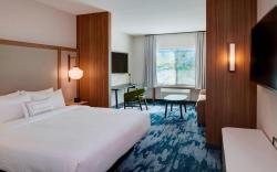 Fairfield by Marriott Inn & Suites Columbus, IN