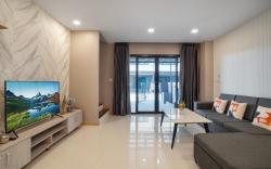 B Pattaya Villa, accommodates 6 people, 10 minutes by car to Walking Street.