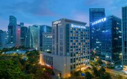 Royce Hotel