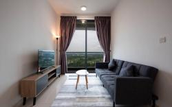 Homely & Cozy 2BR Suite, 5mins to Legoland, Views