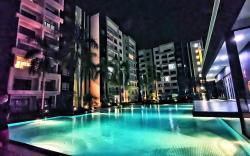 3R Guest House Manhattan Condominium