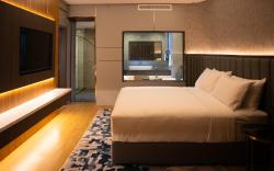 AGlow Hotel Harbor Bay Batam