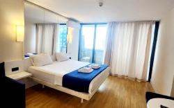 Orbi City Apartment - Sea View