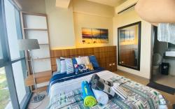 Beach + pool access 1br&2beds
